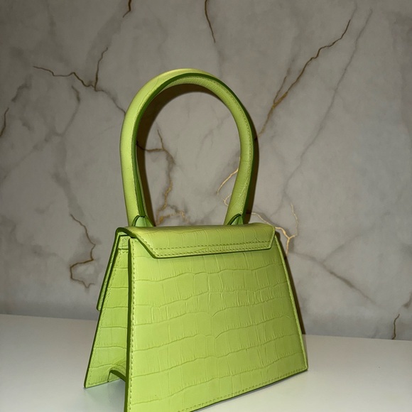 Jacquemus Vibrant Green Mini Bag - Picture 2 of 4